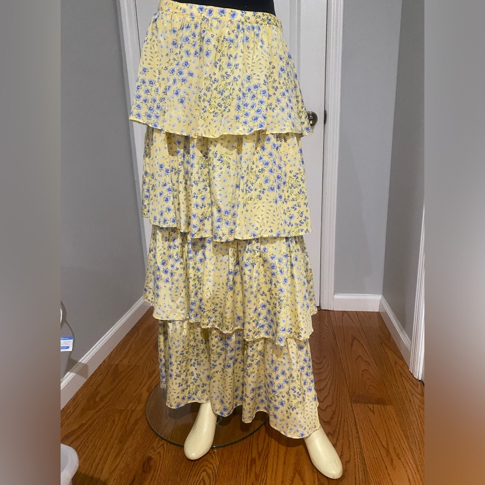 Abercrombie and Fitch  Floral Tiered Yellow and Blue Skirt/ Size Medium